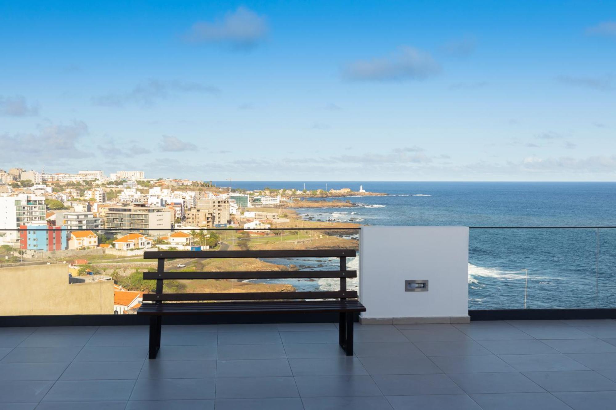 3 Bdr Aprt, Amazing Seaview, Rooftop Pool - Lcgr Praia Eksteriør billede
