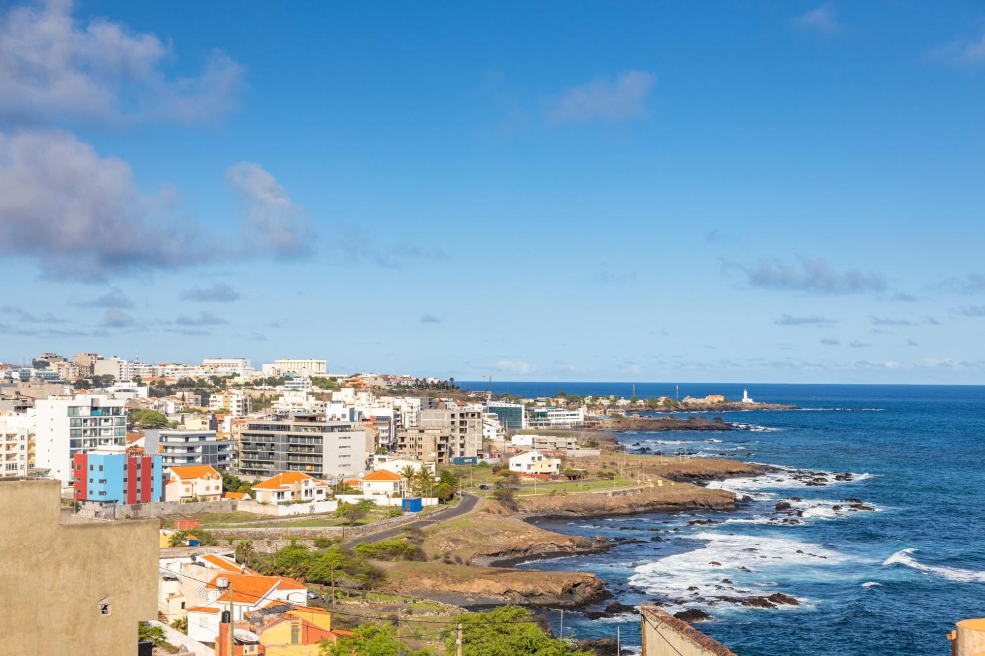 3 Bdr Aprt, Amazing Seaview, Rooftop Pool - Lcgr Praia Eksteriør billede
